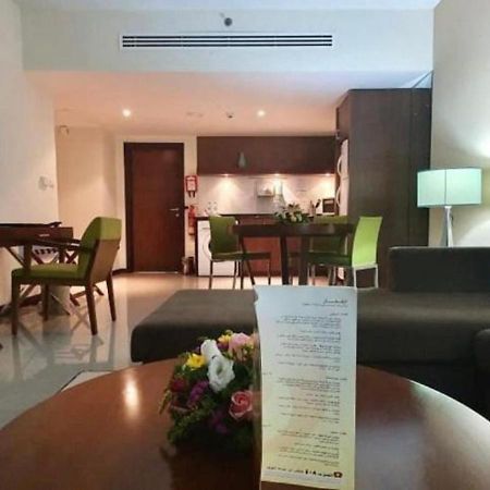 Phoenix Plaza Hotel Apartments Abu Dhabi Ngoại thất bức ảnh