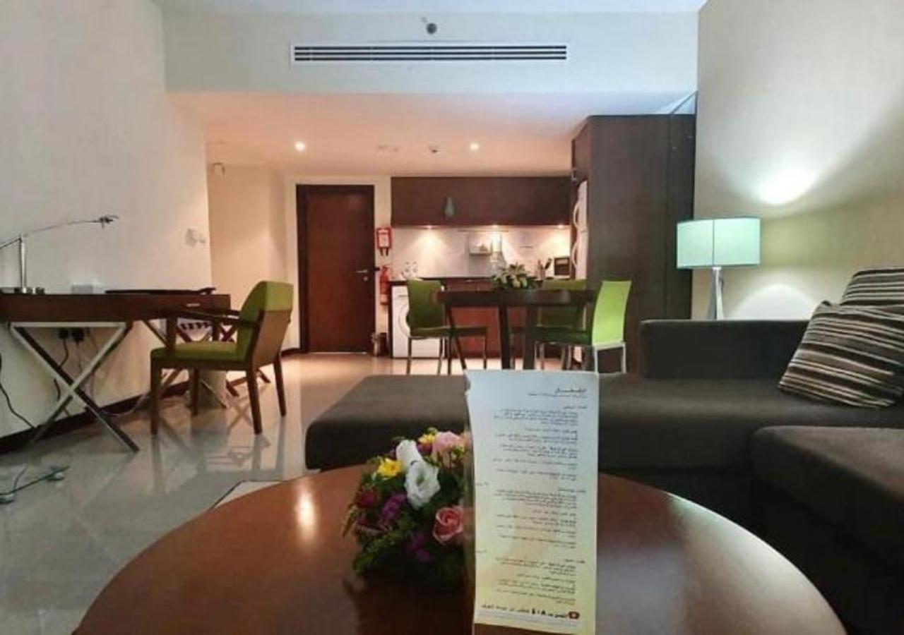 Phoenix Plaza Hotel Apartments Abu Dhabi Ngoại thất bức ảnh