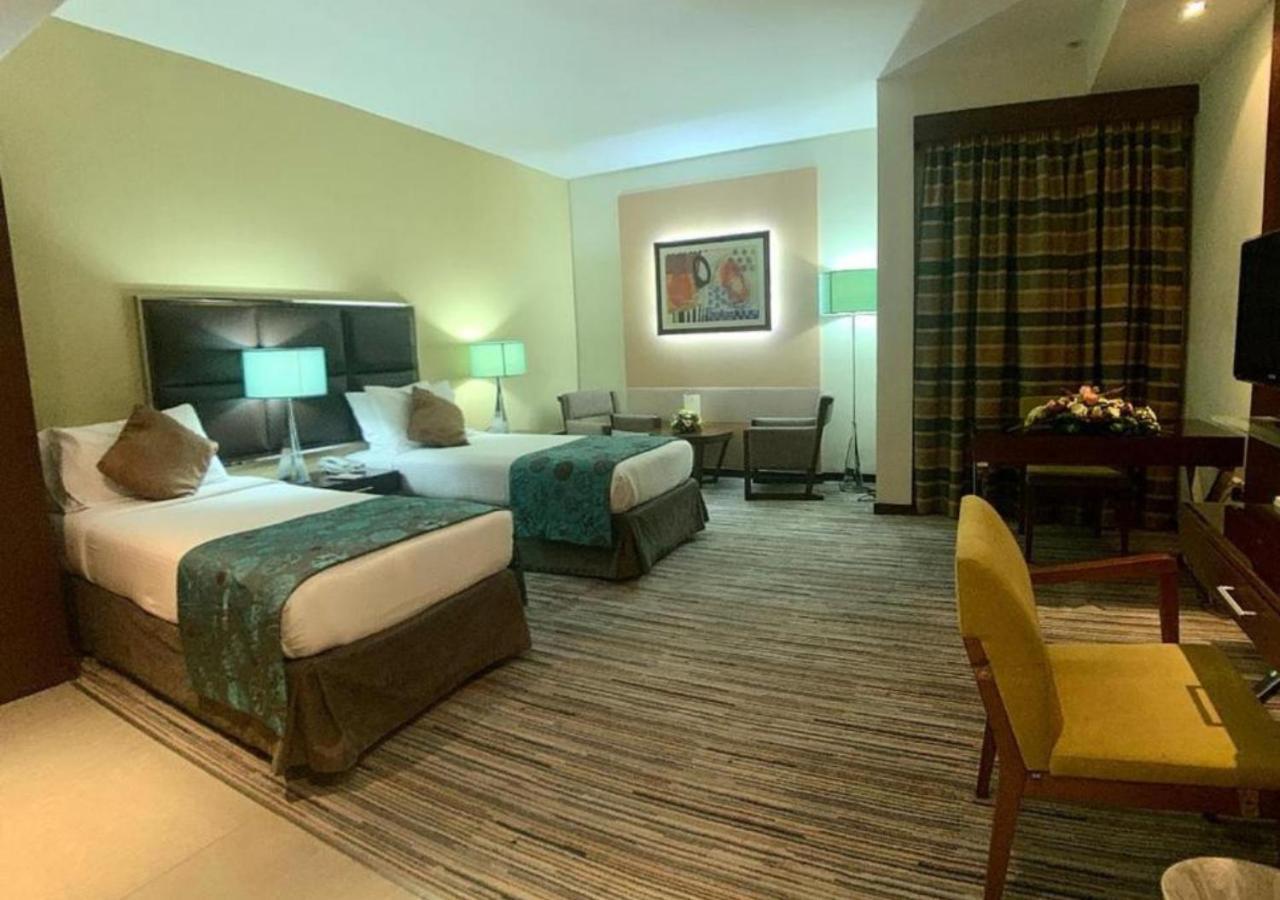 Phoenix Plaza Hotel Apartments Abu Dhabi Ngoại thất bức ảnh